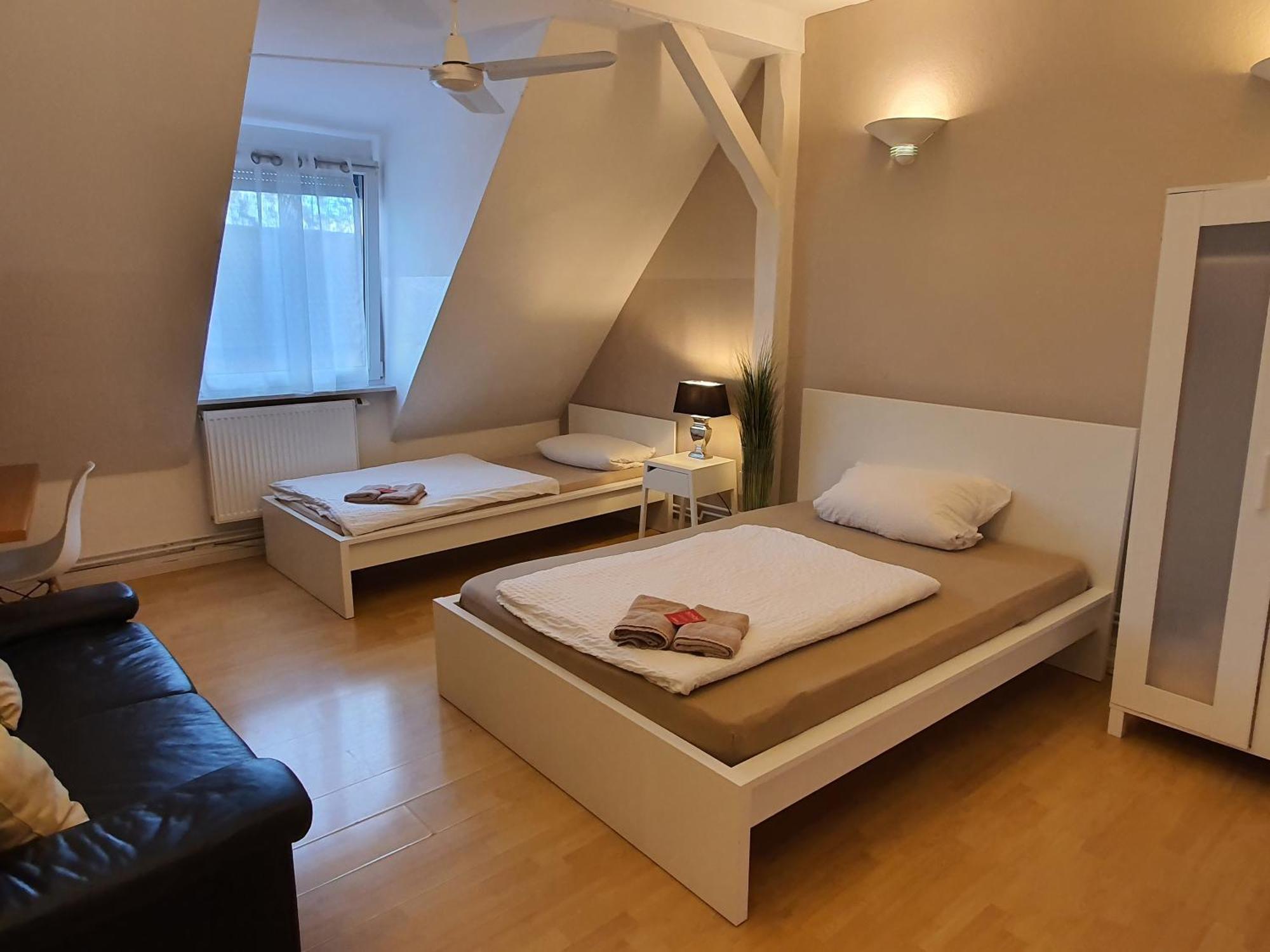 coLodging Mannheim - private rooms&kitchen Exterior foto